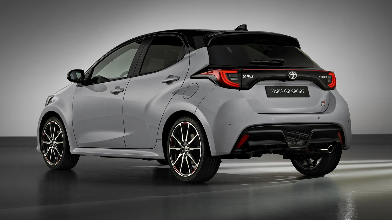 Toyota Yaris GR Sport: Δικό σου από 24.420 ευρώ